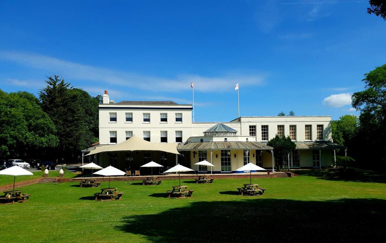 Stifford Hall Hotel Thurrock Grays Exterior photo